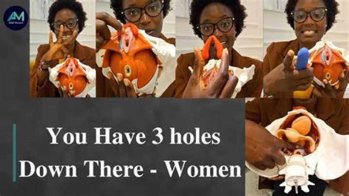 Does the salt shaker have three holes?