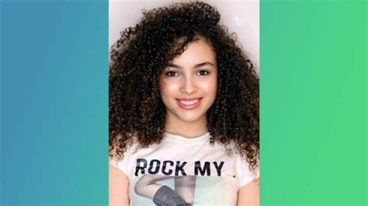 How mya lecia died?