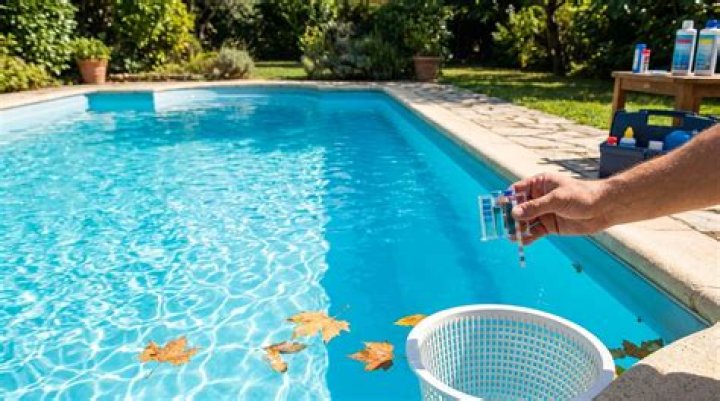 How to lower phosphates in pool?