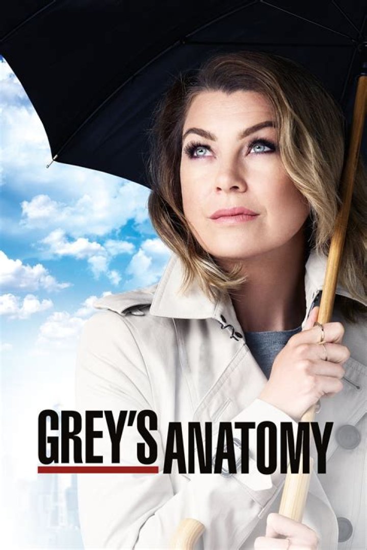 Is cristina coming back to grey's anatomy?