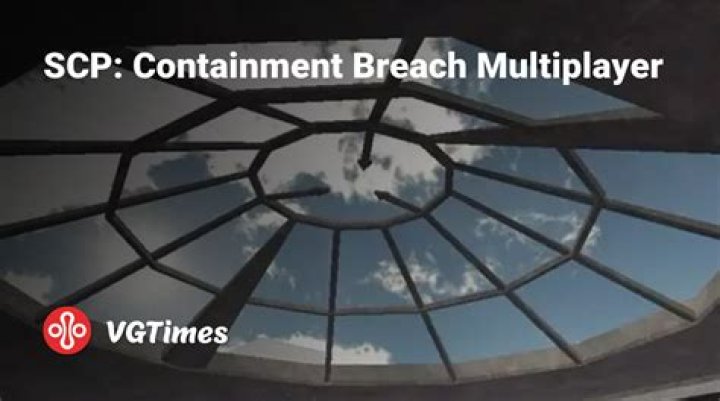 Is scp containment breach multiplayer?