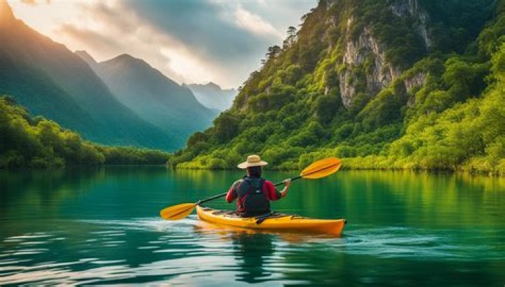What are the benefits of kayaking?